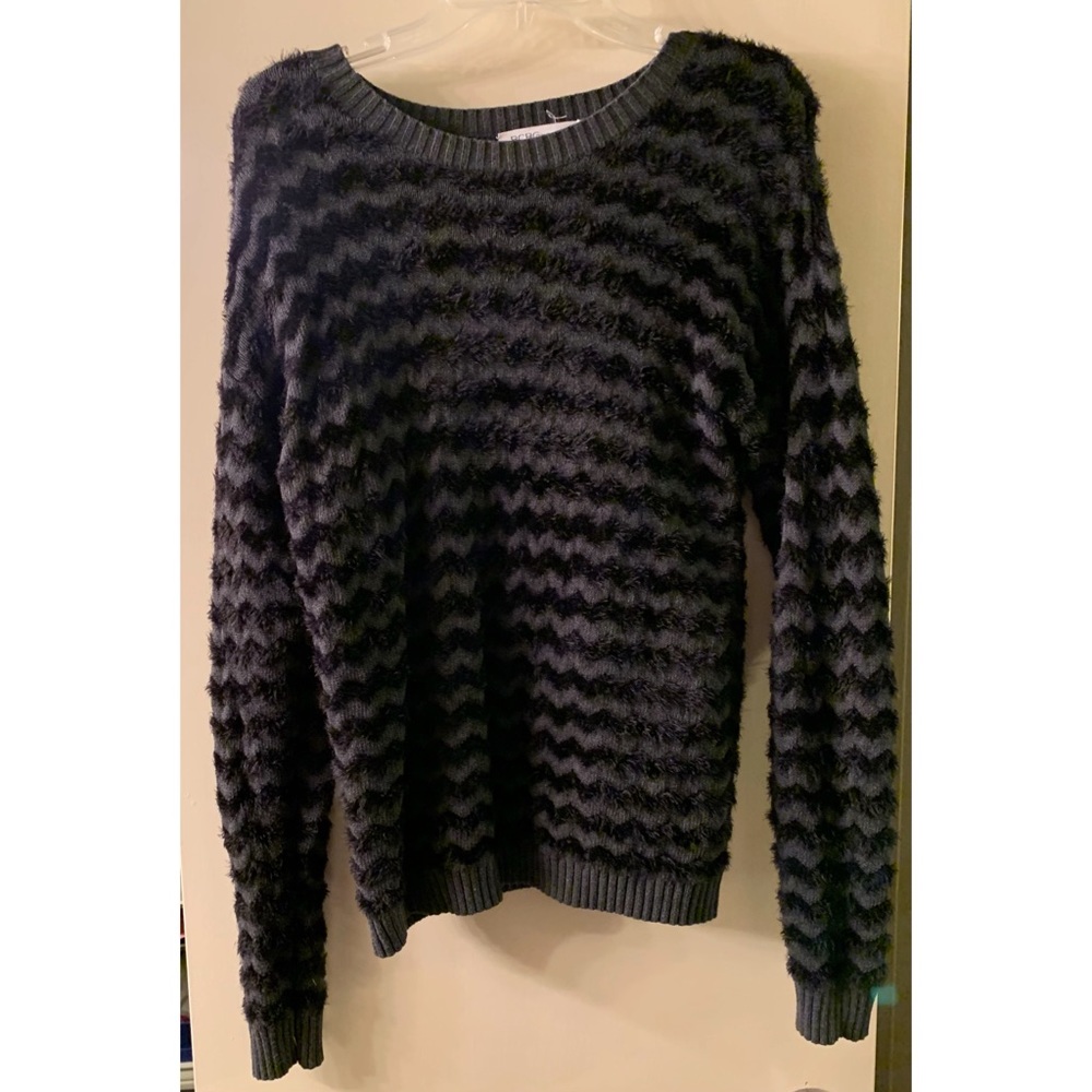 BCBGeneration Chevron Fuzzy Sweater NWOT
